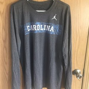 NWT NIke long sleeve dri -fit